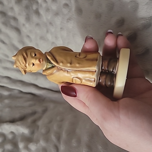 Erster bass too shy to sing Goebel Hummel 845 2002 vintage - Picture 3 of 14